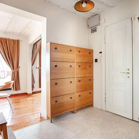 Magnificent View, In The Center *