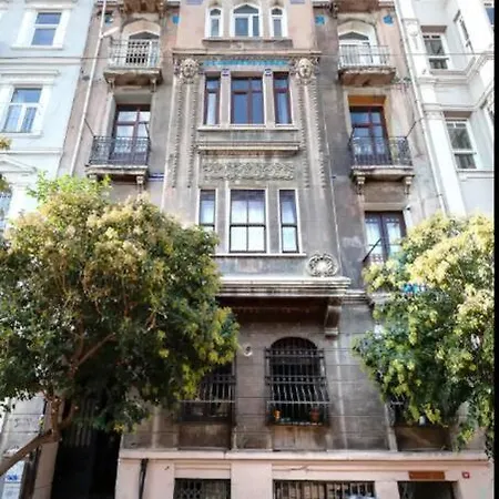 Magnificent View, In The Center